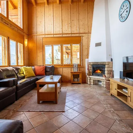 Spacious With Patio Facing Mountains Chalet Veysonnaz