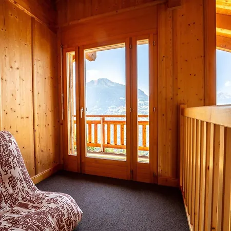 Spacious With Patio Facing Mountains *