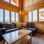 Chalet In With Balcony Veysonnaz